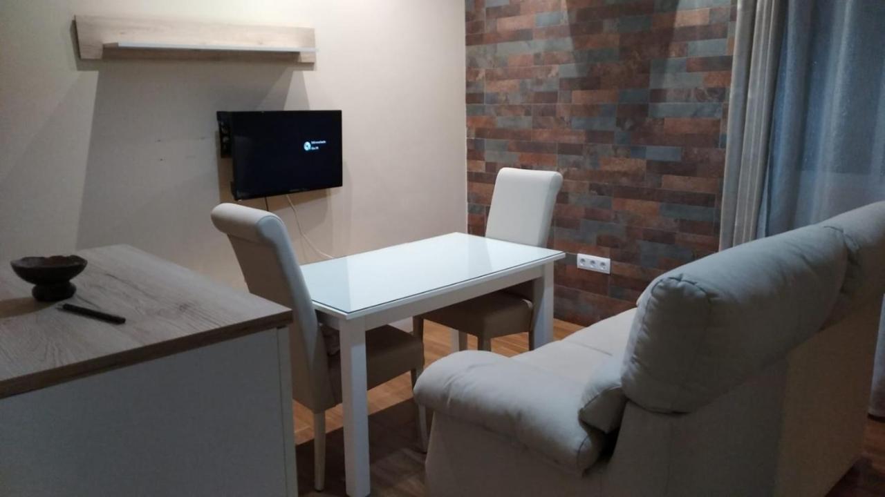Ferienwohnung Apto Reformado Baena Exterior foto